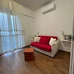 Apartman Lb House