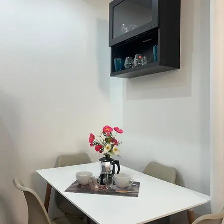 Lb House * راباللو